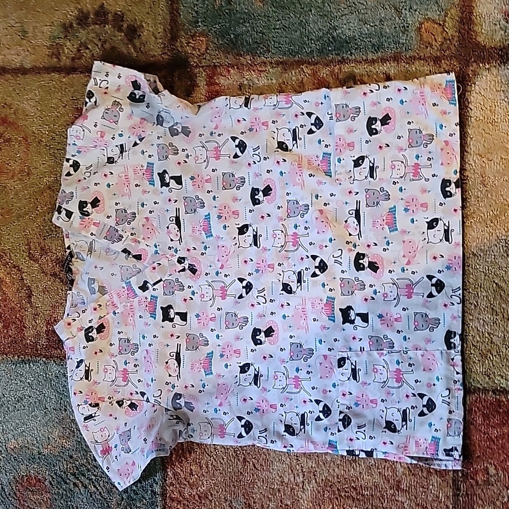 Scrub top 💓3/15💓